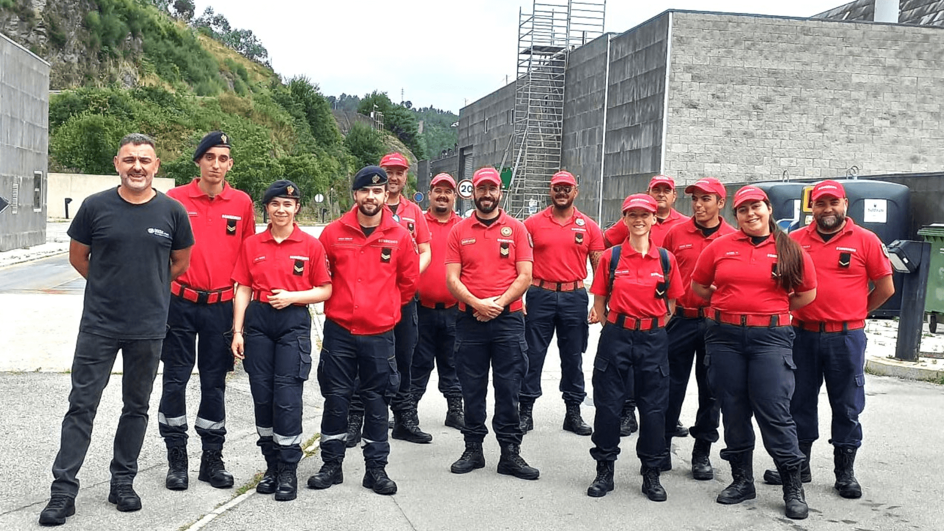 Formação de Sapadores Bombeiros do Porto Explora Origens e Mananciais de água na ETA de Lever