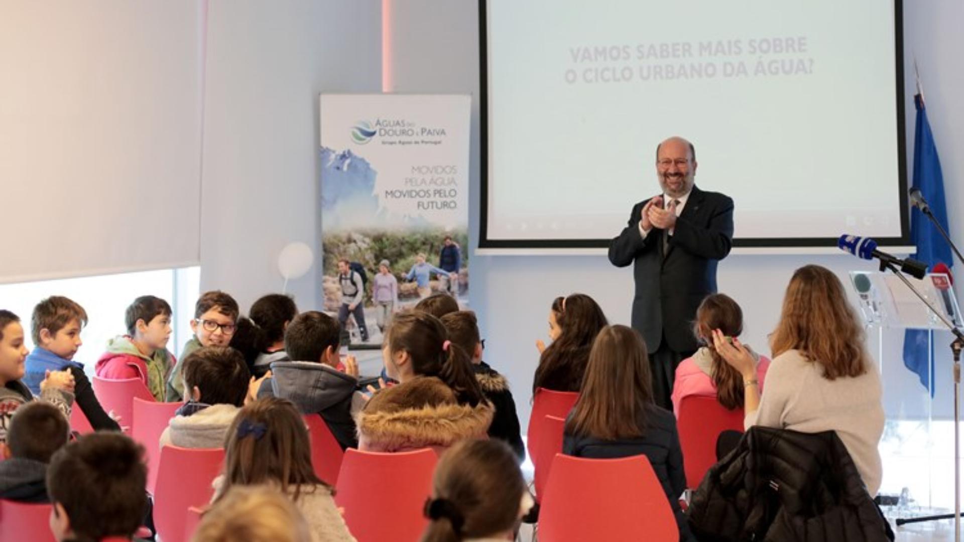 Ministro do Ambiente realiza ação de sensibilização para situação de seca