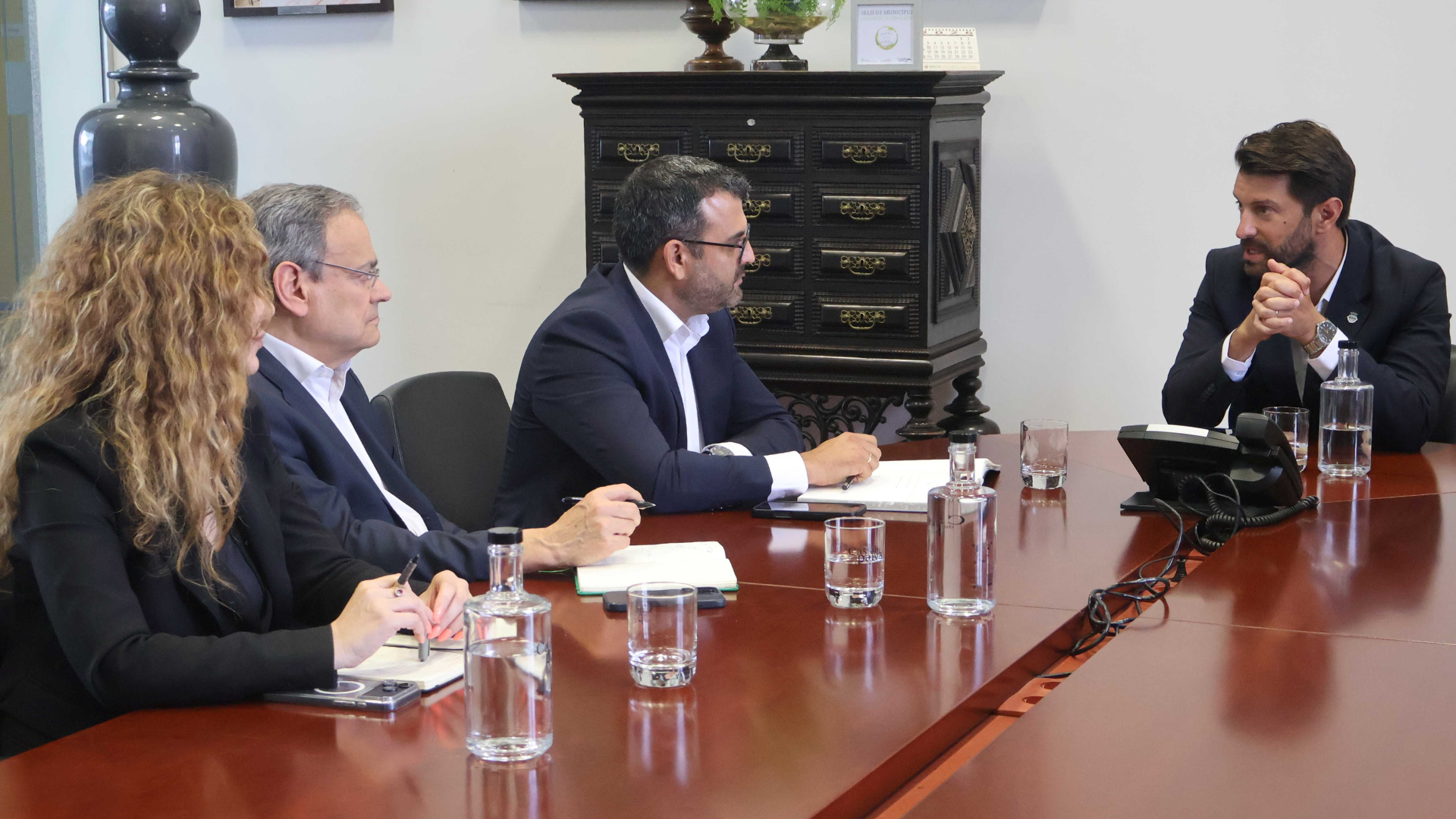 Conselho de Administração da Águas do Douro e Paiva reúne com Município de Castelo de Paiva