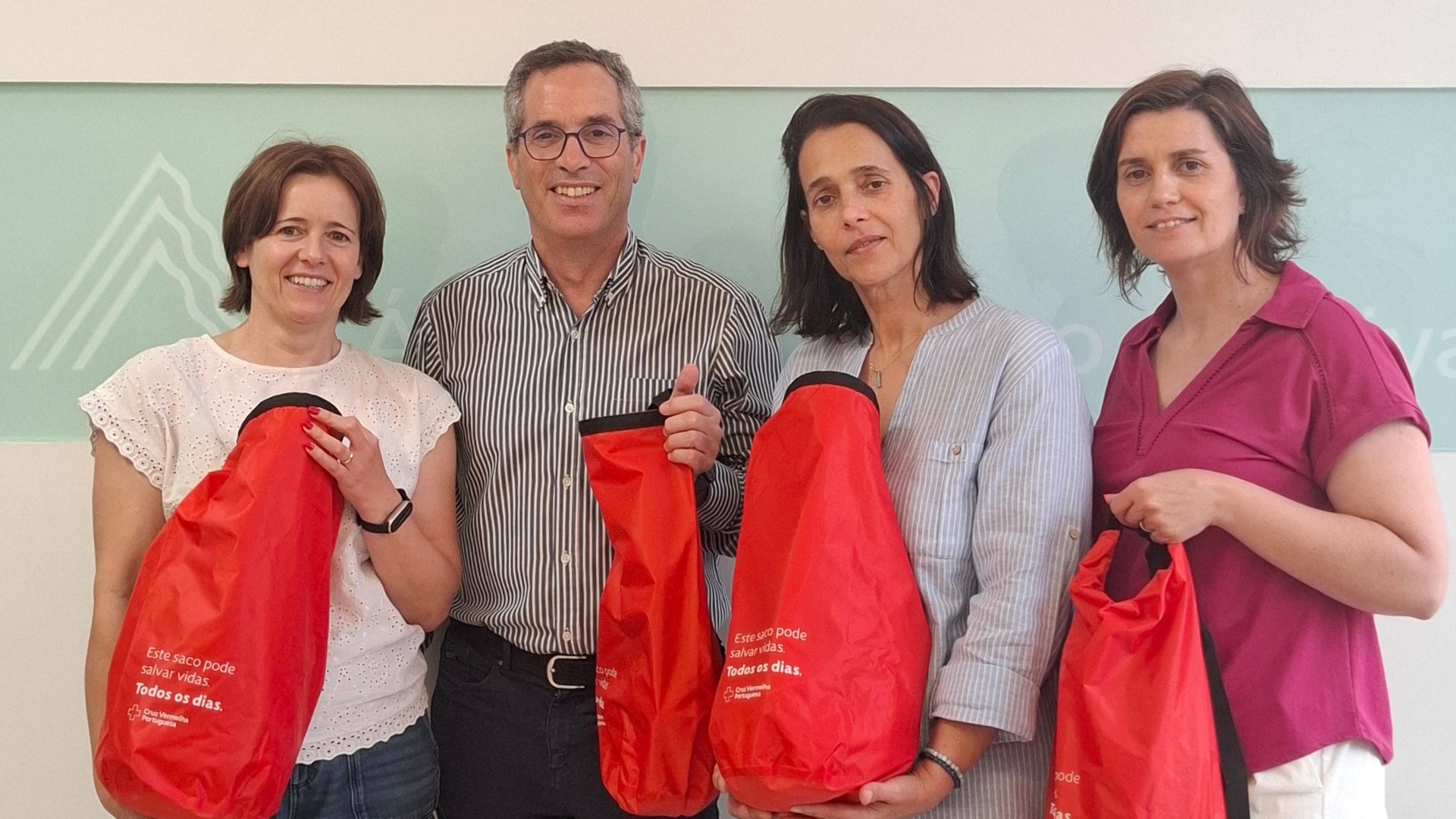Águas do Douro e Paiva promove a cultura de prevenção com entrega de Kits de Emergência aos trabalhadores